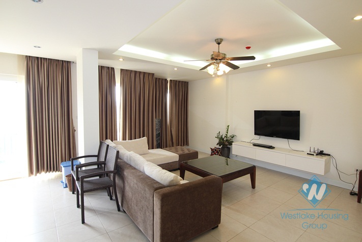 Beautiful apartment with 02 bedrooms for lease in Tay Ho.